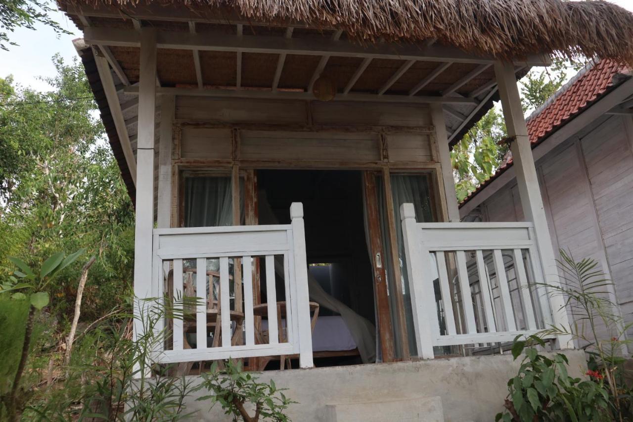 The Layar Homestay Batununggul Extérieur photo