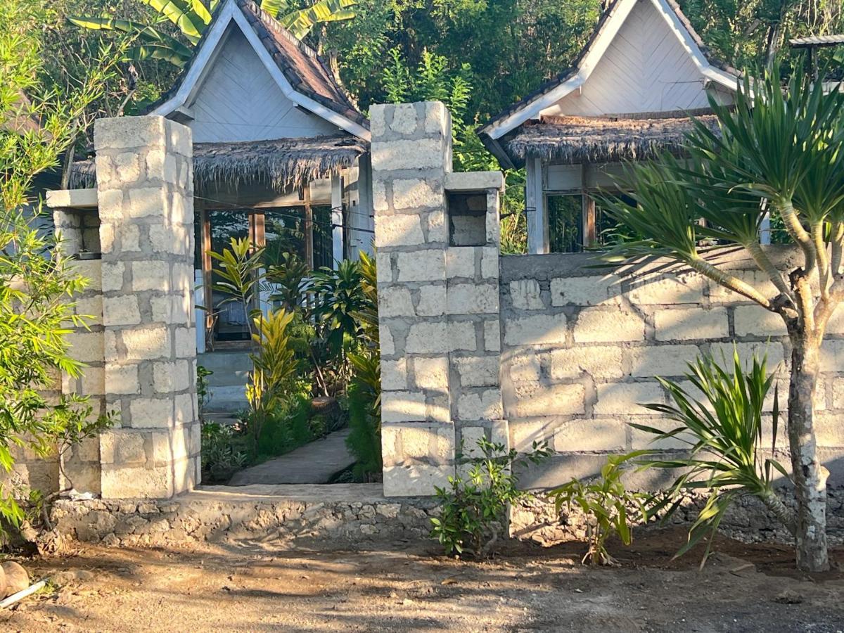 The Layar Homestay Batununggul Extérieur photo
